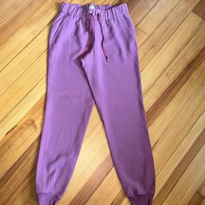 Lululemon joggers